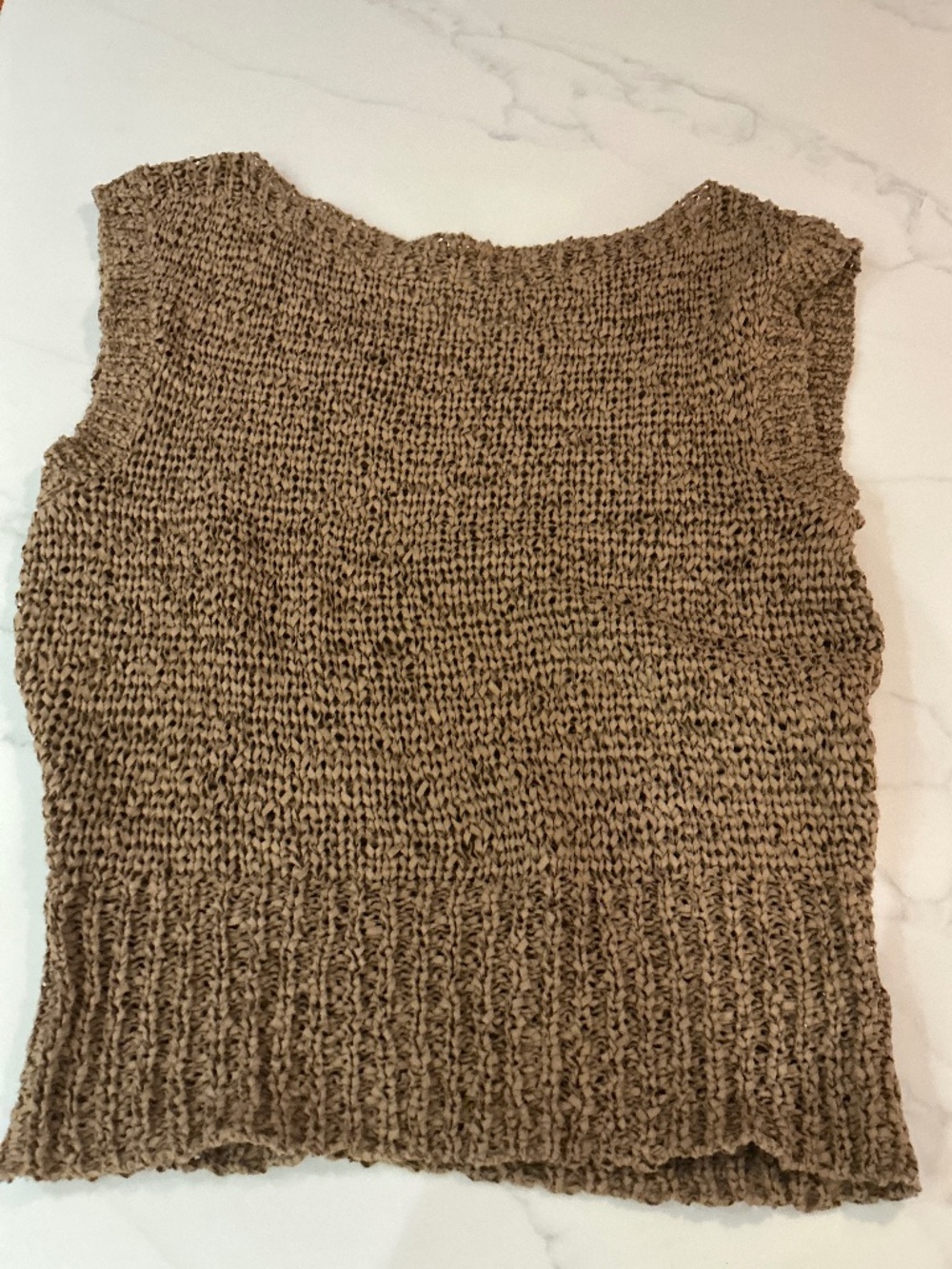 Brochure Walker Hand Knit Sweater